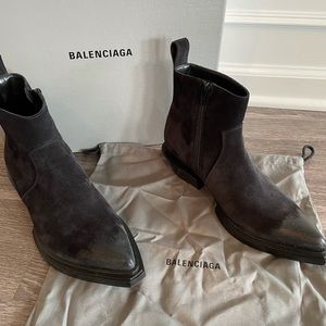 Balenciaga Santiag Bootie L40 Black Suede 38C